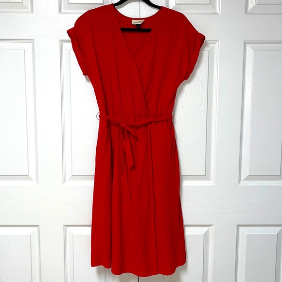 red wrap dress Dresses & Skirts - Red wrap dress with pockets size small